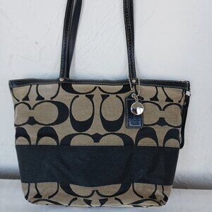 Coach Signature Tote Bag F13548
